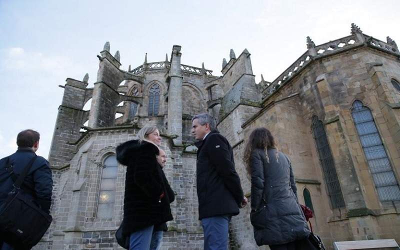 Adjudicadas Las Obras En Los Muros De La Nave Central De La Iglesia De